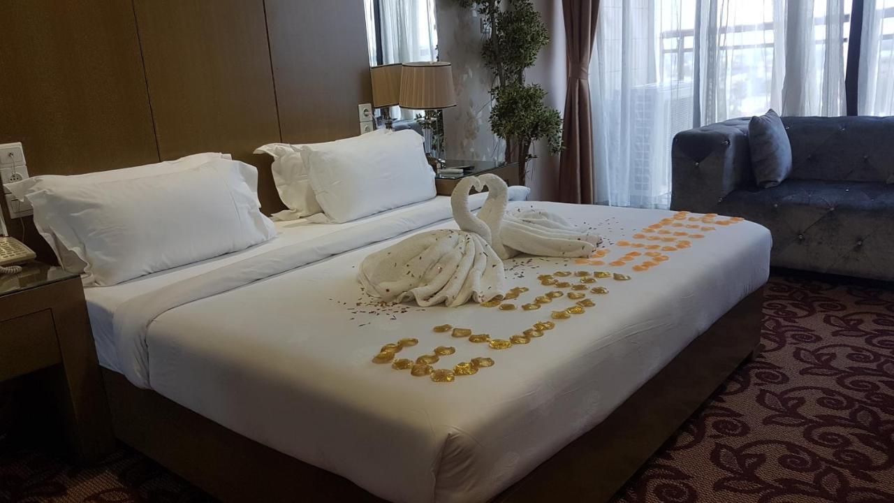 Edmond Hotel Браззавіль Екстер'єр фото